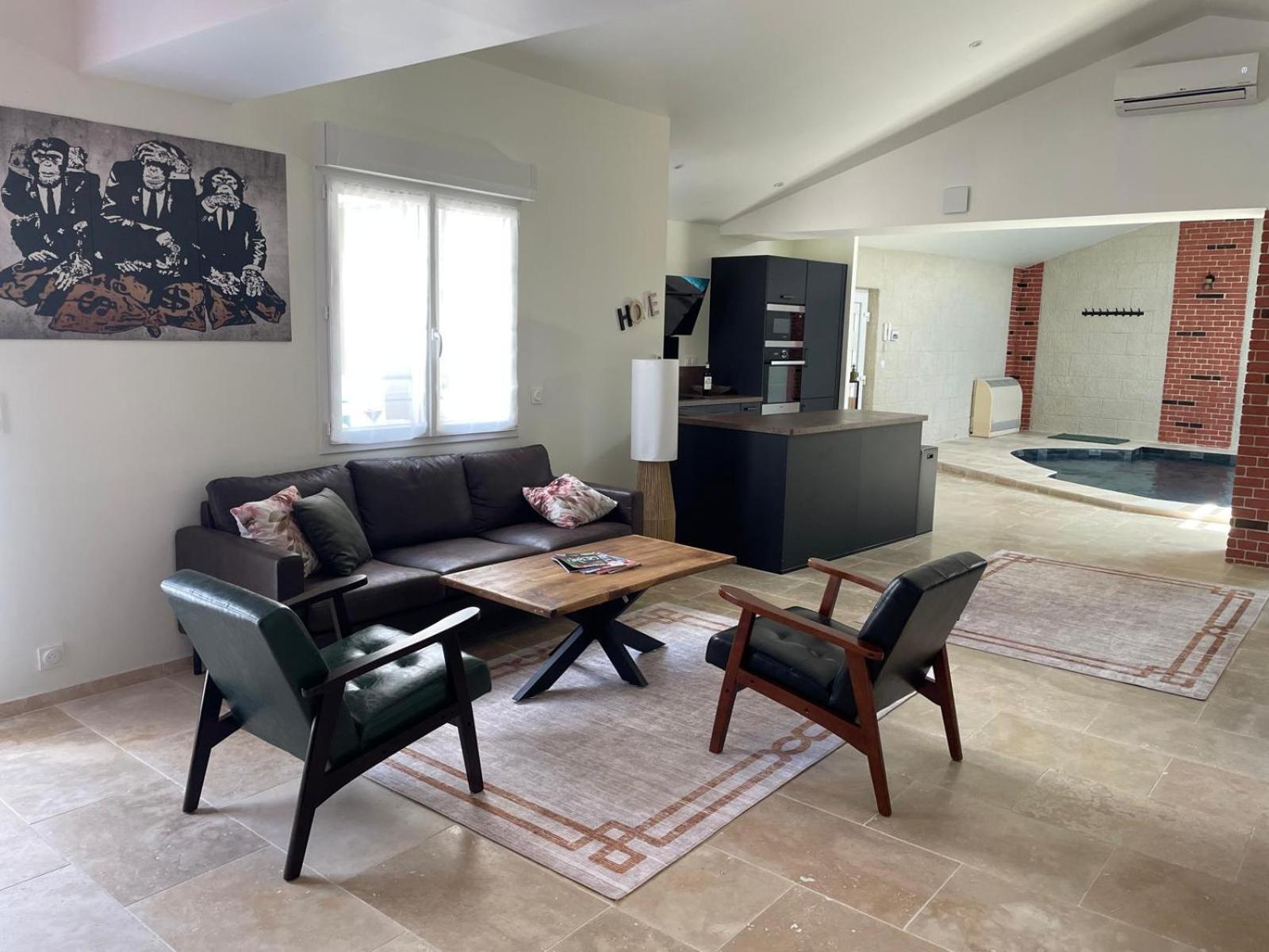 Hébergement de vacances Maison Avec Piscine En Centre