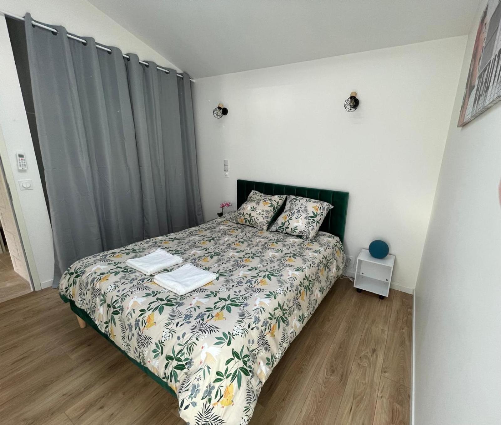 Maison Avec Piscine En Centre Hébergement de vacances *